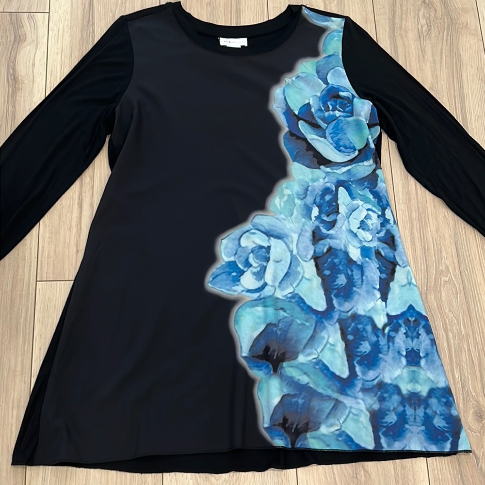 Fitz & Ginger Long Sleeve Black Floral Top